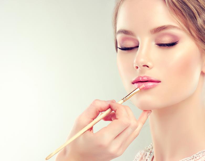Consejos de maquillaje para realzar la belleza en pieles amarillas