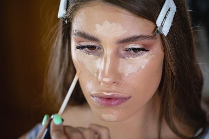 Guía completa: Los pasos indispensables para lograr un maquillaje profesional