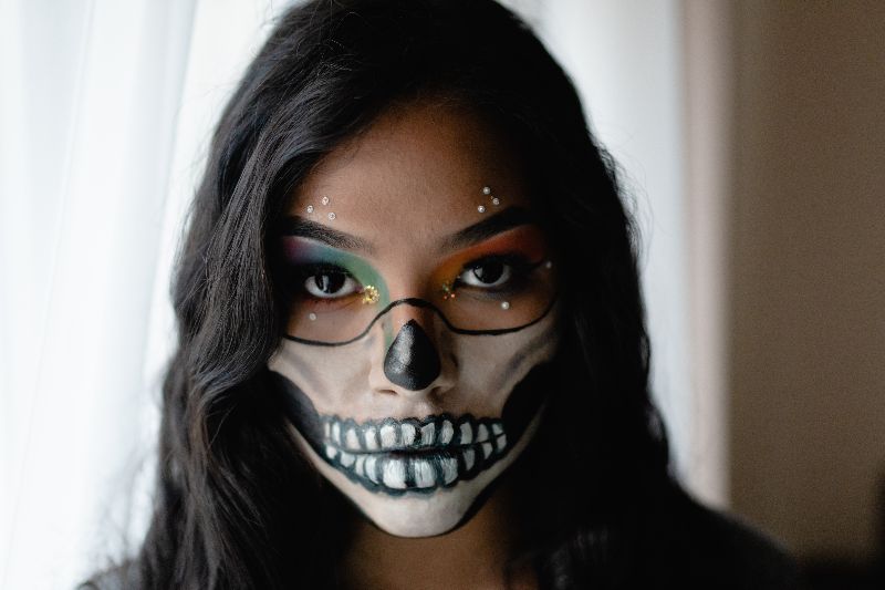 Las tendencias más terroríficas: Maquillaje de Halloween 2023