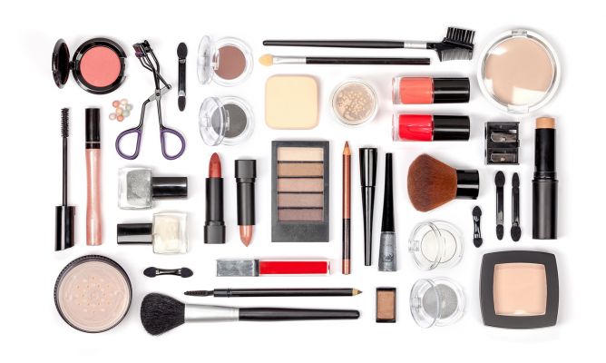 Lista de imprescindibles: crea tu kit de maquillaje básico