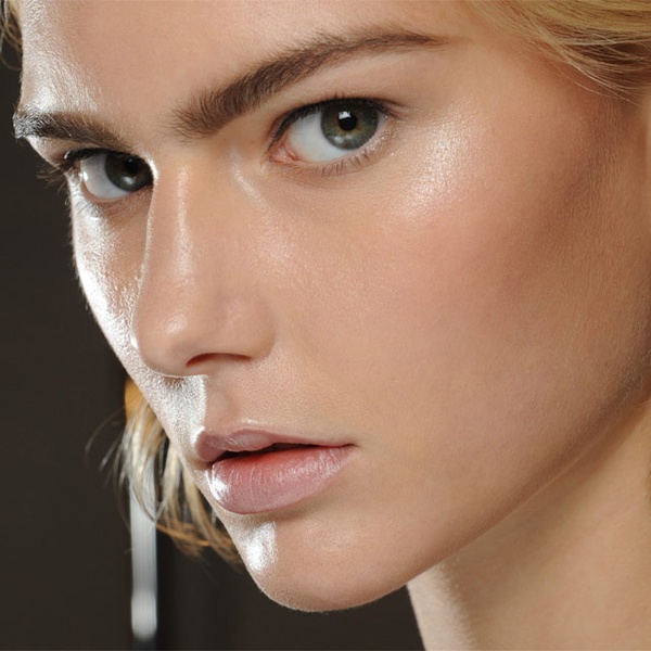 Maquillaje mañanero: Tips rápidos y sencillos para lucir radiante desde temprano