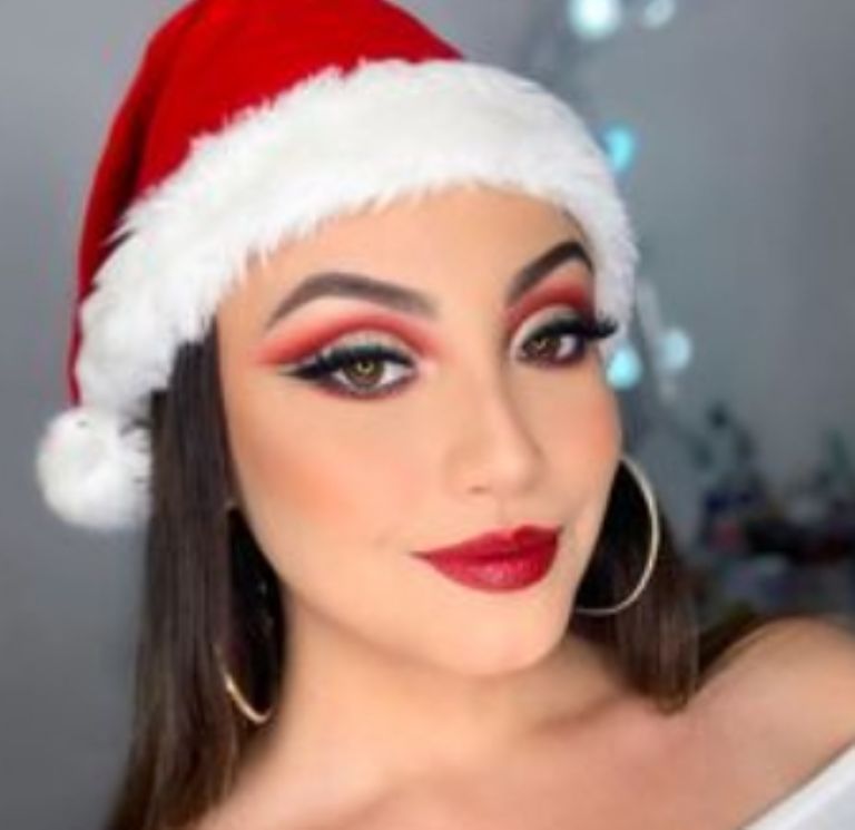 Maquillaje sencillo de Navidad para lucir radiante en estas festividades